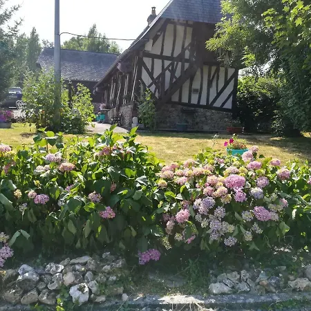 Le Clos Des Hortensias Toutainville Buitenkant foto